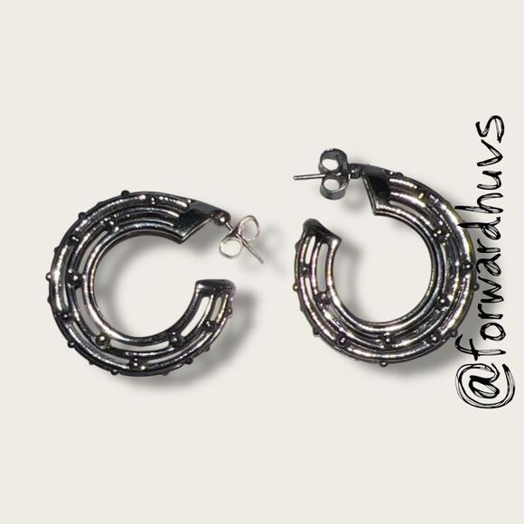 Bundle Sale 3 for $15 | Brutalist Style Silver Tone Wire Earrings - Picture 8 of 9